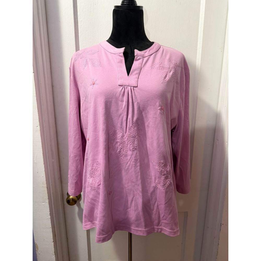 Vintage‎ Nikki Pink Embroidered Button Down Long Sleeve Top in L